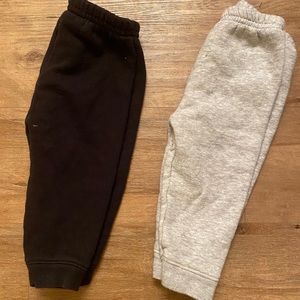 Baby sweats 6-9 months